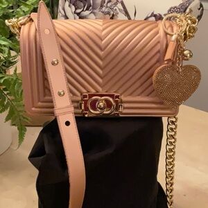 Trending gold jelly purse